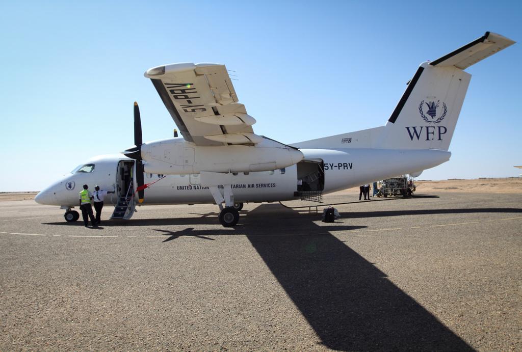 OCHA CLUSTER ACHIEVEMENTS Emergency Air Cargo and Humanitarian Passenger Flights Throughout 2014, humanitarian access has been severely constrained in 28 districts in southern and central Somalia,