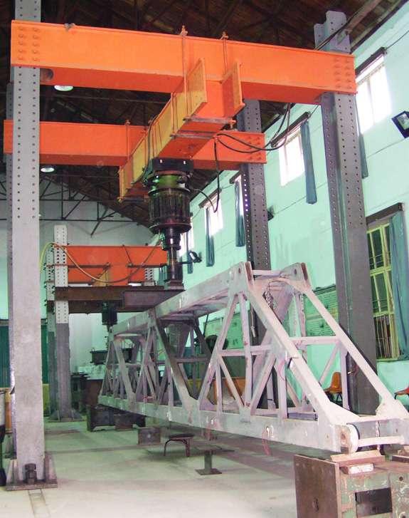 Completed the design of 900t/24m bridge girder erection machine used in the Beijing- Shanghai high speed
