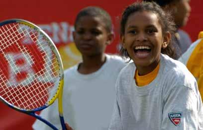 United States Tennis Association THE USTA ENCOURAGES YOU TO SAY THANK-YOU TO VETERAN AND MILITARY FAMILIES THIS VETERANS DAY BY HOSTING A TENNIS PLAY DAY MAKE AN IMPACT ON THE YOUTH IN YOUR COMMUNITY