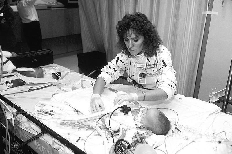 What to Expect When Your Child Is in a Pediatric Intensive Care Unit (PICU) 53 ventilator, a machine that helps someone breathe when normal breathing is very difficult or impossible.