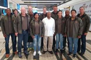 SOUTH AFRICAN ARMY SHOOTING TEAM ACQUITS ITSELF WELL IN THE NETHERLANDS Article and Photographs by: Captain Jacques de Vries and Colonel Ray van Zanten Reserve Force Council / SA Army Reserve Force