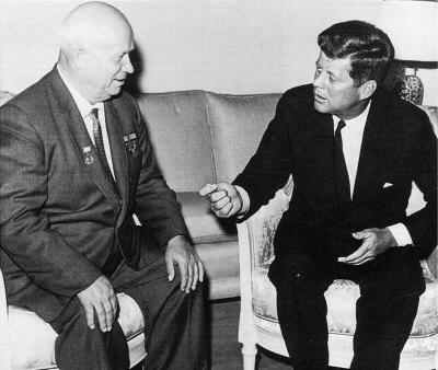 Kennedy meets with