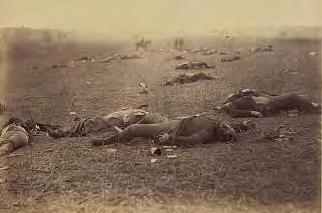 CW7.1 Images and Descriptions of the Civil War (page 21 of 23) Category 6: DEATH (continued) Image 6D: A harvest of death, Gettysburg, Pennsylvania Some battlefields were virtual killing fields.