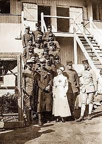 THE GREAT WAR : WOMEN IN UNIFORM Prepared for WikiNorthia by were 120 V.A.D. women engaged at No. 2 Australian Auxiliary Hospital (effectively a convalescent and recovery facility).