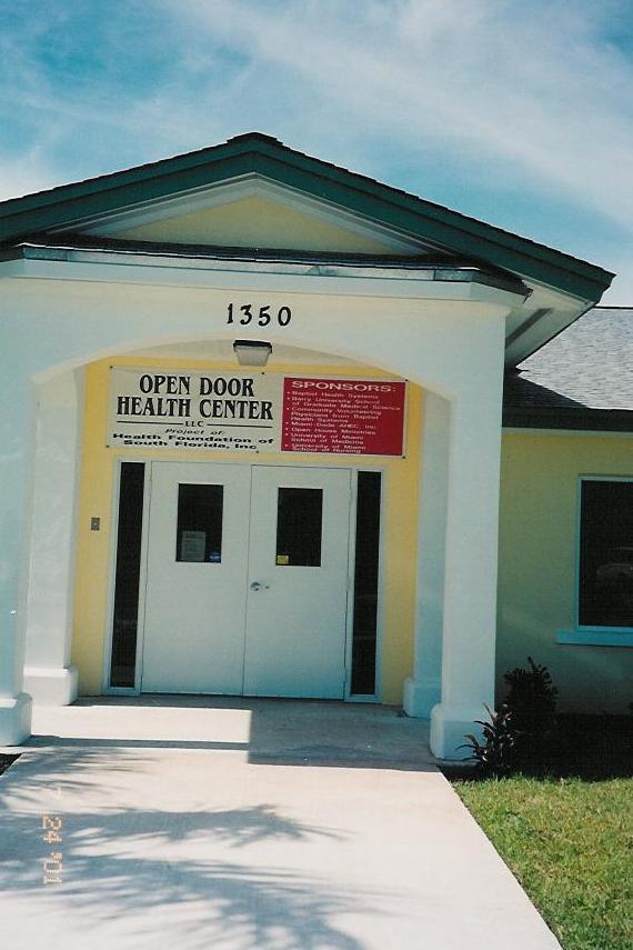 THE OPEN DOOR HEALTH CENTER A free clinic for the uninsured poor