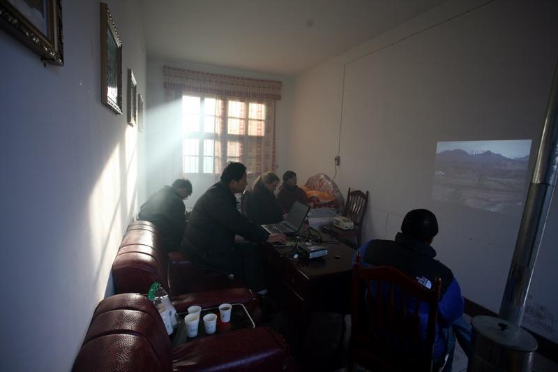 Qinling Project Second Phase Evaluation Conducted On December 11-19, 2006, Evaluation of second phase of Qinling giant panda conservation and community development project was conducted.