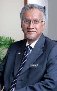 PROFILE OF DIRECTORS continued Mr. Segarajah Ratnalingam, is a Non-Independent Non-Executive Director. He was appointed to the Board on 26 October 2004.
