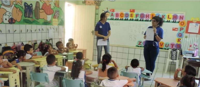 Project X4Change A point of significant attention in Brazil is the learning of second language, often difficult financially or even by educational inadequacies and, therefore, the X4Change project
