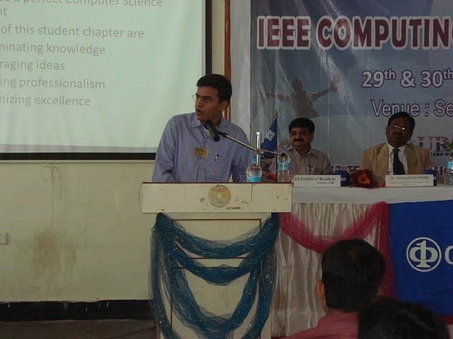 The first session of the day started with the technical talk presented by Mr. Aditya Rao Chair of IEEE Computer Society Hyderabad section on the topic Disciplines of Computing and Advances. Mr. Aditya Rao has been with Oracle for over 8 years and is currently working as a Development Manager.