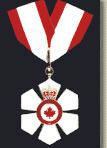 On the Star, the rank and the name of the recipient is engraved below the "PRO VALORE" inscription.