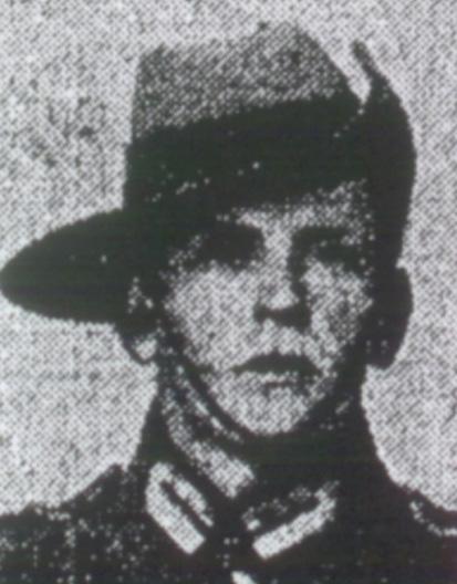 Lionel Rupert Fowler was born in Mulgoa in 1892, the eldest son of John and Ethel Fowler (nee Murphy). After leaving school, Fowler joined the Luddenham Squadron of the Australian Light Horse.