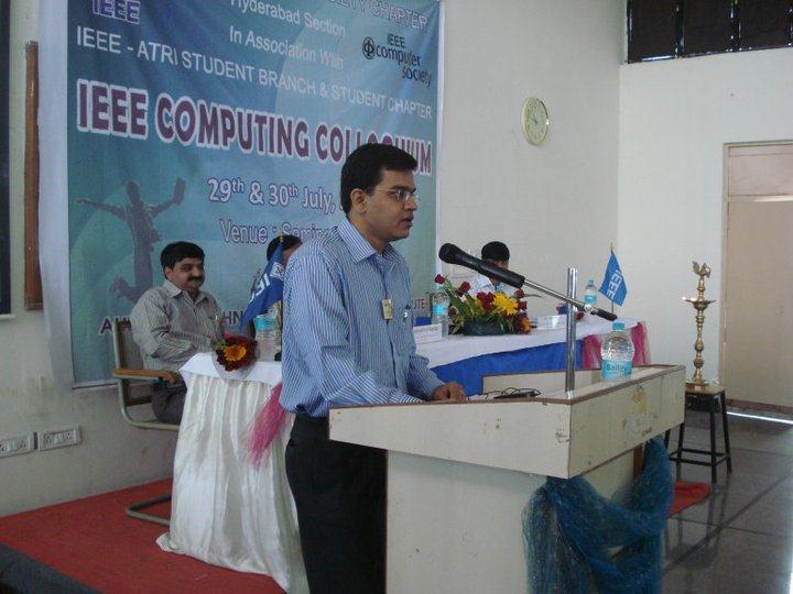 resources provided by IEEE. The session was really inspiring and all the students got a good insight of IEEE Computer Society and its benefits. Mr. Aditya Rao addressing the gathering Dr.