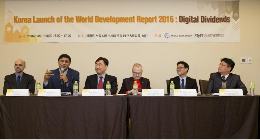 Korea launch of World Development Report 2016 - Digital Dividends discussed inclusive digital growth The World Bank Group Korea Office and the Science and Technology Policy Institute (STEPI) jointly
