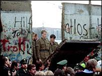 Hungary ( 56) & Czechoslovakia ( 68) to crush reform attempts. By the 1980s, widespread opposition in those countries became too much for the Communists &/or Soviets to control.