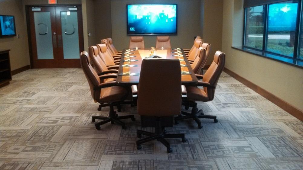 Over two dozen small-, medium-, and large-sized conference rooms designed for executive meetings,