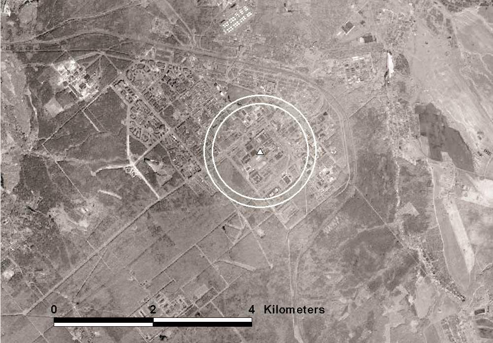 The U.S. Nuclear War Plan: A Time for Change FIGURE 4.71 Zarechny Ikonos satellite image taken on June 12, 2000, and displayed here at 16-meter resolution.