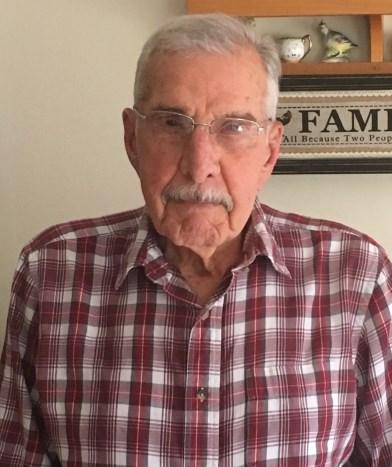 announce Philip M. Tip Burnell as this year s parade Grand Marshal. Born in 1931, Tip has lived all but 5 of his 86 years in Steep Falls.