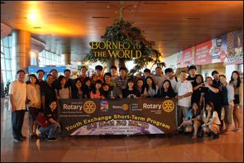 languages to the Rotary Club of Kuching