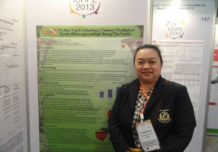 Kanyaphat Setchoduk, lecturer of the School of Nursing Science, presented a poster entitled The new trend of smoking in Thailand: The myth of Baraku (Water-pipe smoking) among Thai