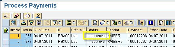 status says Resubmitted by approver while the item status has not changed.