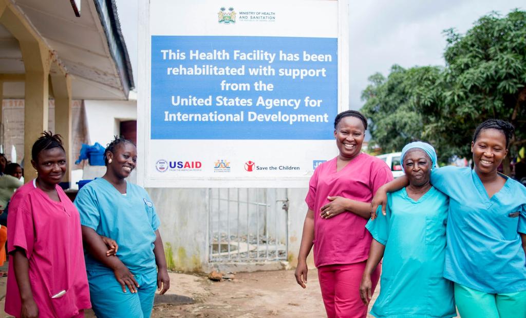 - USAID ""'" Photo: Pia Kochhar Sav th Childr n Health Post staff and community health workers at Benguima Grassfeld MCHP.