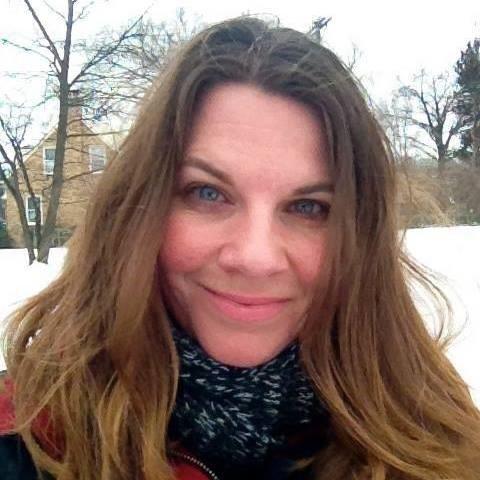 He currently serves as a nationally traveling member of the UrbILL Dialects Slam Team. Jennifer Goldring is a writer, photographer, and editor in St. Louis.