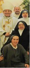 The Parish of San Cajetan - where the Missionary Sisters of the Sacred Heart of Jesus render our service - organized the activity, led by Father Lorenzo Uribe, CR, priest of the Order of the