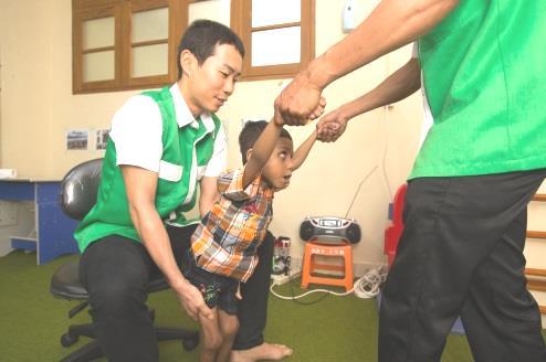 Activities of JOCVs Field: Rehabilitation Host Organization: National Rehabilitation Center (Dili) After graduating from the university, the volunteer worked as an occupational therapist for four