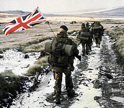 \ Strategic Landpower The Falklands War as a Case Study for Expeditionary Maneuver and the 2014 U.S. Army Operating Concept By Major Dave Lange http://www.