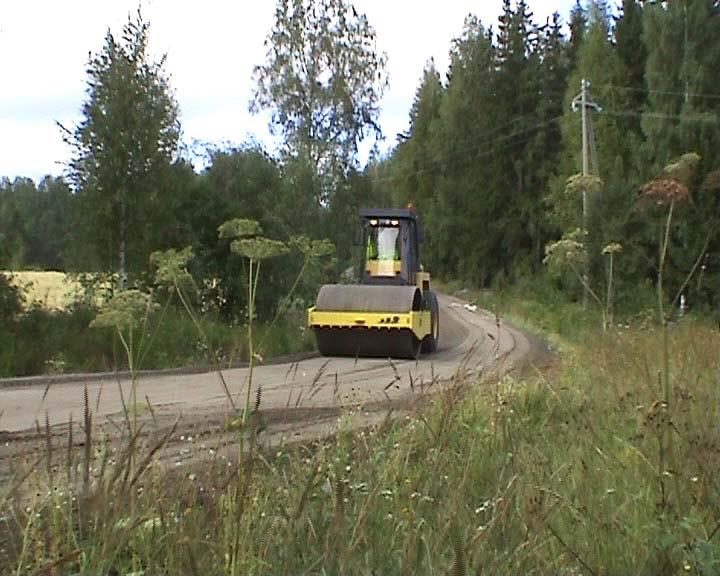 Renovation of the gravel road, Pihtisalmentie (see Figure 3). - This work could be carried out without problems and much more efficiently than anticipated.