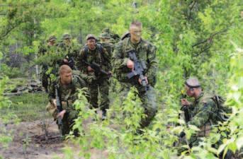 Para Company was busy throughout June, fulfilling annual tasks such as Exercise COELIS, the hike to Siffleur Falls, and the Airborne reunion on June 8.