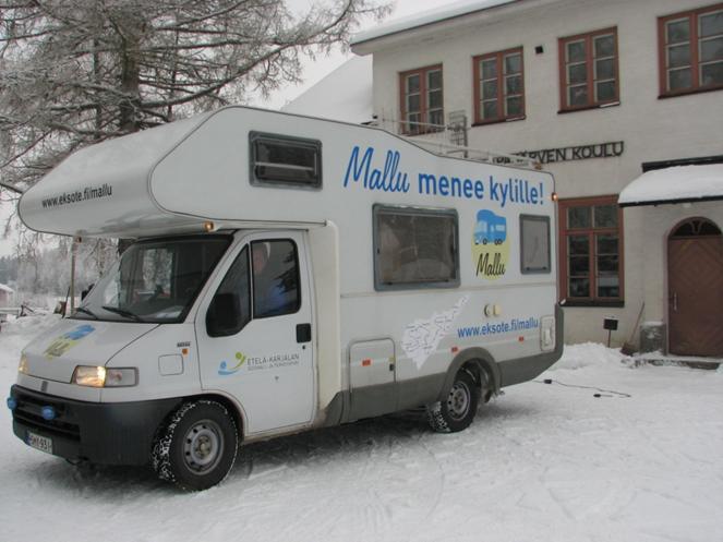 Experiences from other relevant projects (2) The Mobile Clinic (2010-2011) Citizens living in rural areas can get nurse s services from the Mobile Clinic ICT enables professionals working in the