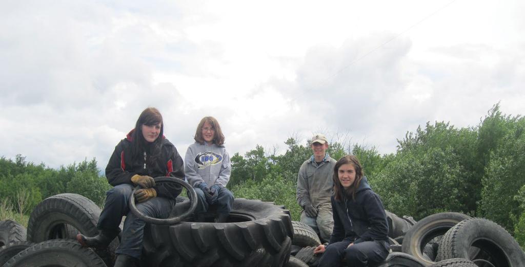 Get ready for 4-H Every fall, Alberta 4-H Clubs gear up their fund raising activities and go farm-to-farm across the province to collect tires and electronics.