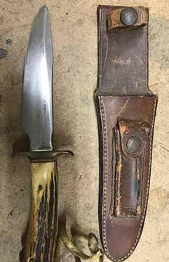When I examined these pictures, it quickly became apparent that Col. Compton s knife was very rare and unusual.