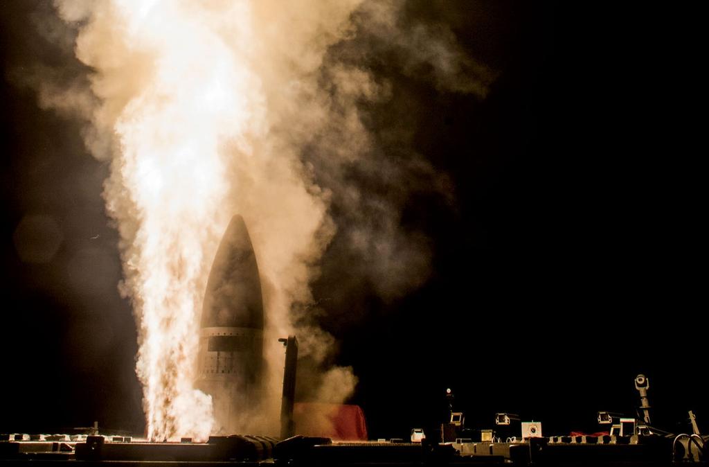 USS John Paul Jones launches Standard Missile-3 Block IIA during flight test off Hawaii, marking first successful intercept engagement using Aegis Baseline 9.