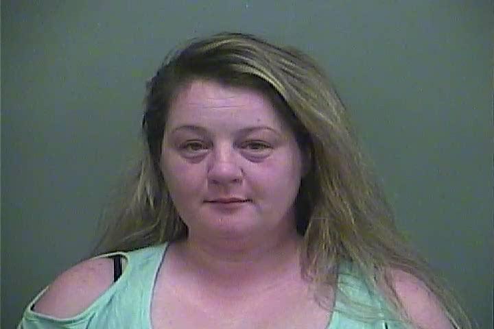 Offender's Name: ROBERTS, LORI ELEANOR Booking #: 2013114136 Book Date/Time: 12/03/2017 04:16 Age: 34 Address: SAUTEE, GA 30571 Arresting Agency: CLEVELAND POLICE DEPARTMENT Arresting Officer: