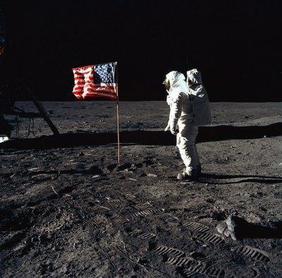 Kennedy s Race to the Moon Apollo Program Apollo 11