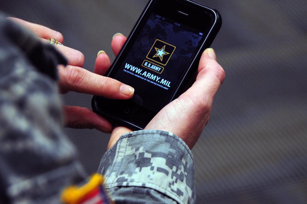 Mobility the primary benefit of the JIE The JIE vision embraces mobile devices as an essential element of DoD s future enterprise information network.