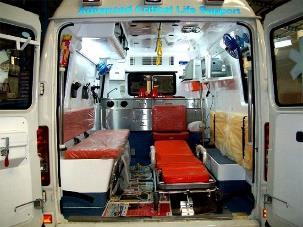 ADVANCE LIFE SUPPORT (ALS) Ground Transport At least one individual qualified as paramedic