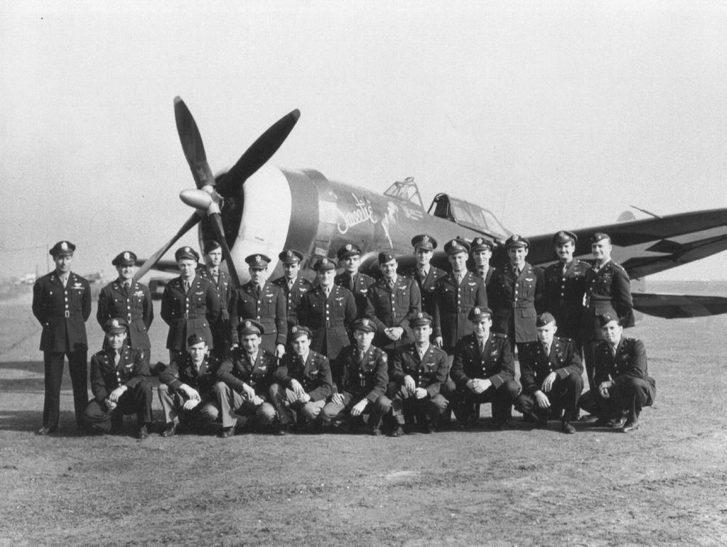 486th pilots March 1944 with Sweetie.