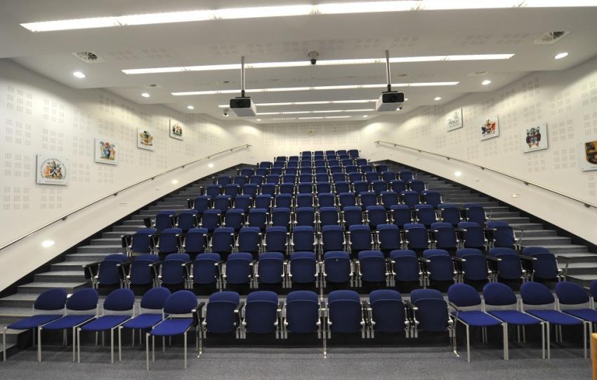 Facilities at ELHT Across both Blackburn and Burnley sites we have the following Postgraduate facilities: 2 x Auditoriums