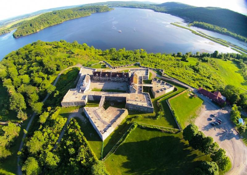How Was Fort Ticonderoga a Crucial Part of the Northern Campaign during the American Revolution? Photo credit: Richard Timberlake Supporting Questions 1.