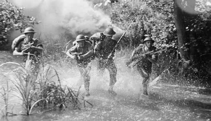 : Training for Operation Jubilee Tactics and Training in the Fusiliers Mont-Royal and the Dieppe Raid, 1939-1942 Library and Archives Canada PA 190158 Opposite: Canadian troops taking part in Battle