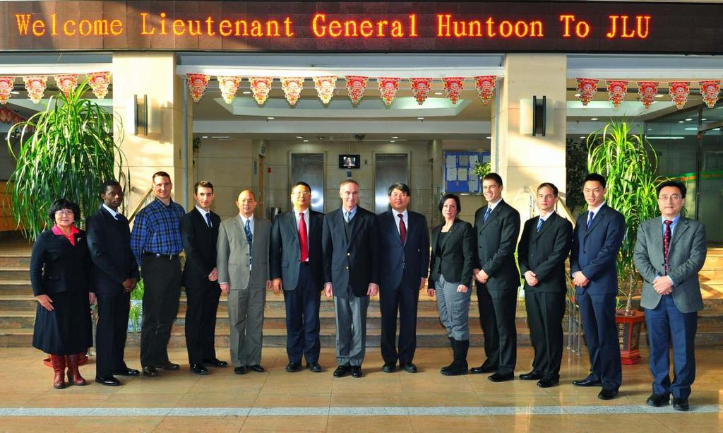 Jilin University warmly welcomes West Point Superintendent, Lieutenant General Huntoon. Present in the photo are: Dr.