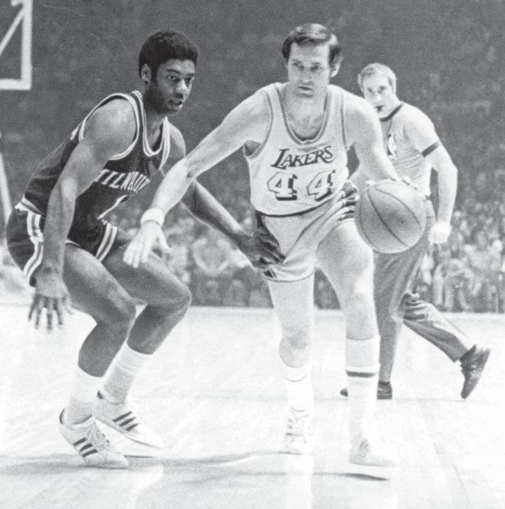 SOCON PLAYERS IN THE NBA Chattanooga (4) Johnny Taylor, Orlando (1998), Denver (1999) Russ Schoene, Philadelphia (1983), Indiana (1983), Seattle (1987-89) Willie White, Denver (1985-86) Gerald