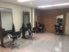 Students are able to practice on clients in our operating training salon and