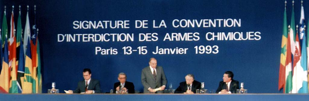 Steps towards chemical disarmament On 13 January 1993 the Chemical Weapons Convention was opened for signature in Paris.
