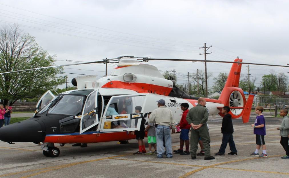 Left: On Thursday April 20th, 2016 members of Sector Ohio Valley and Aviation Training Center Mobile Alabama,