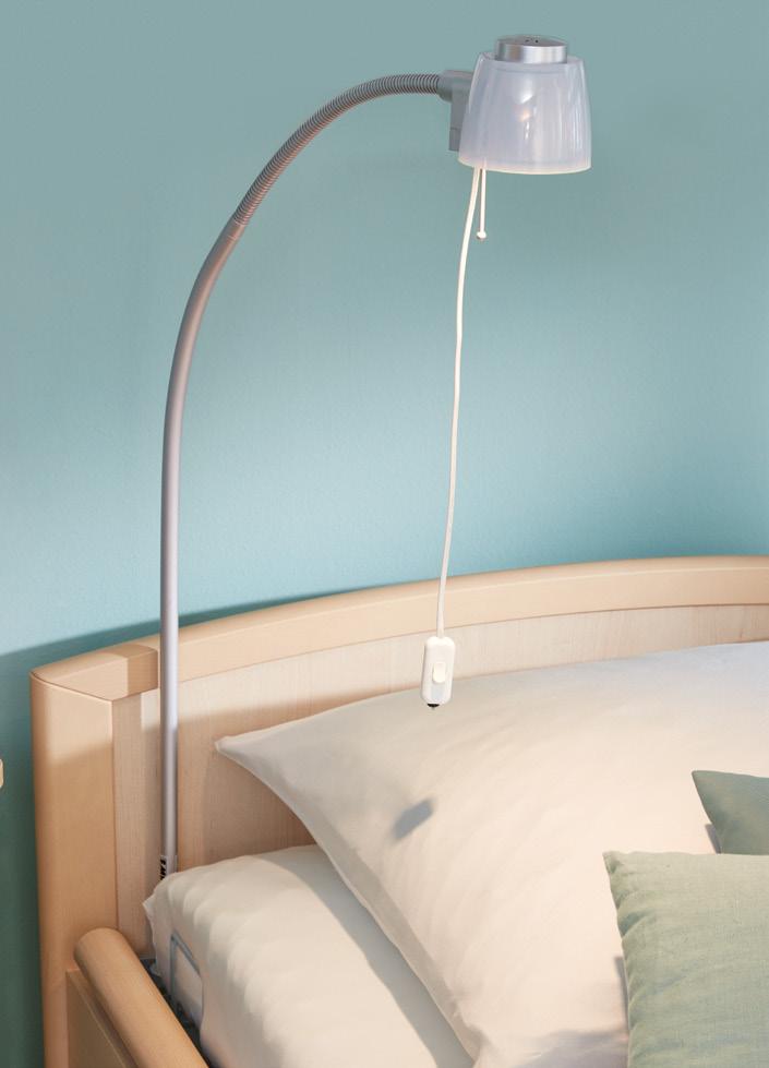Equipped with a swivel arm, you can precisely direct the light towards the object to be illuminated and it