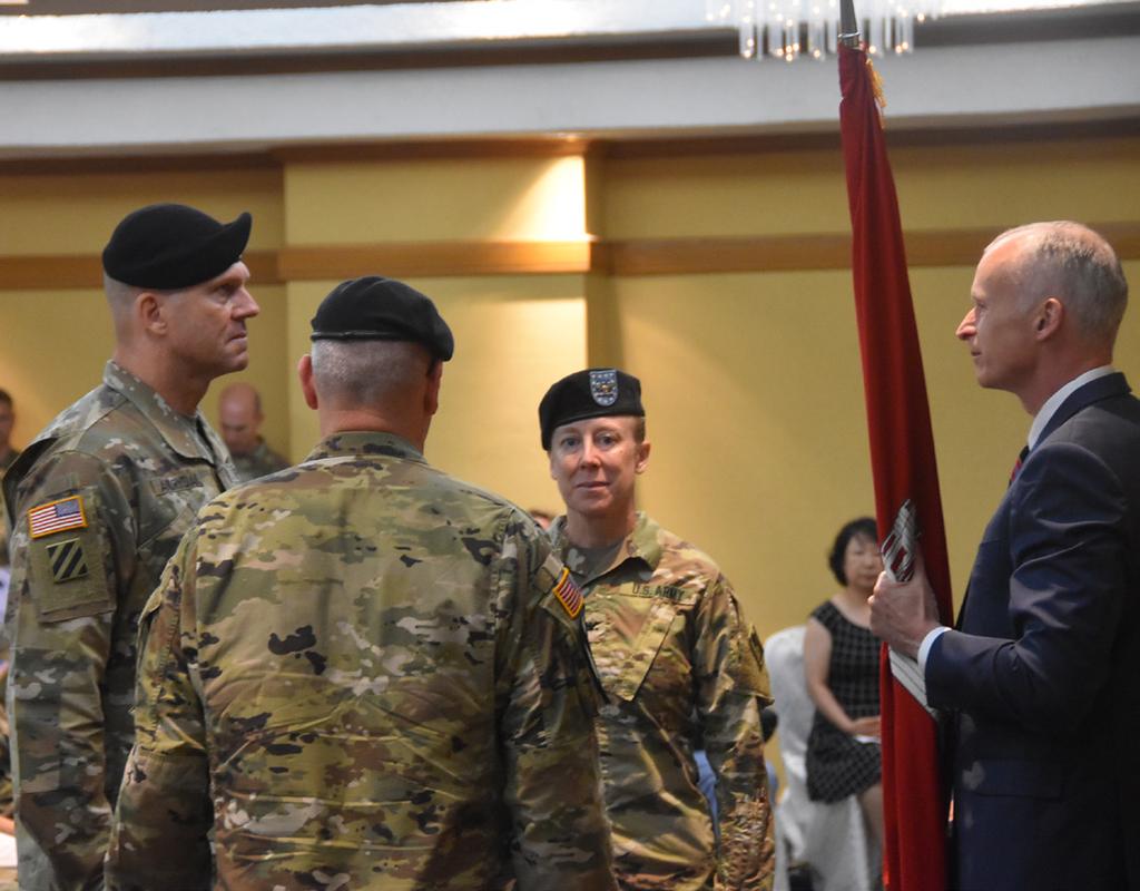 Col. Schlosser becomes 36th Commander of the District Continued from Page 1 Bales departs for Winchester, Virginia where he will be the commander of the Middle East District, U.S. Army Corps of Engineers.
